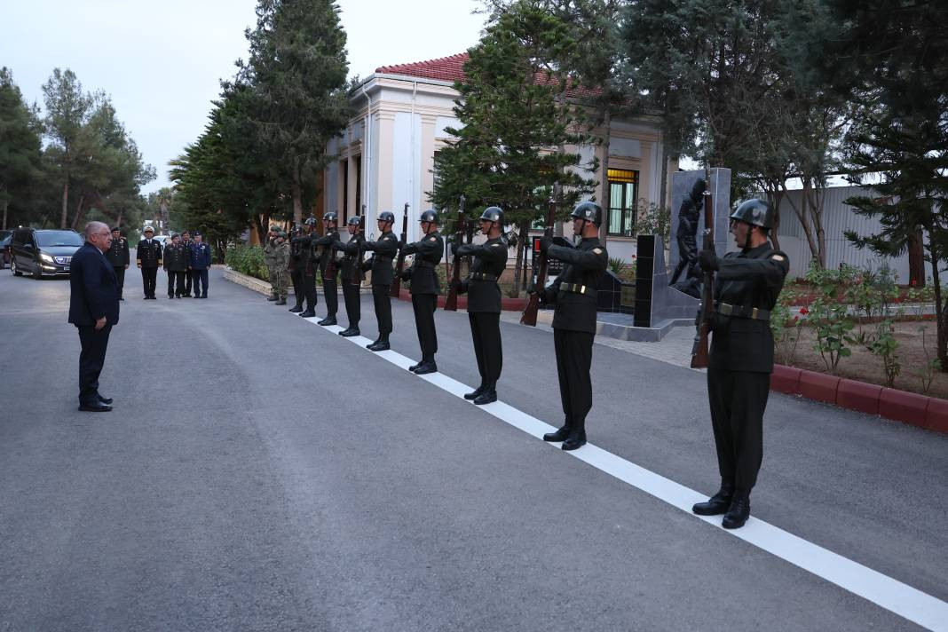 Bakan Güler KKTC'de Mehmetçikle bir araya geldi - Resim: 14